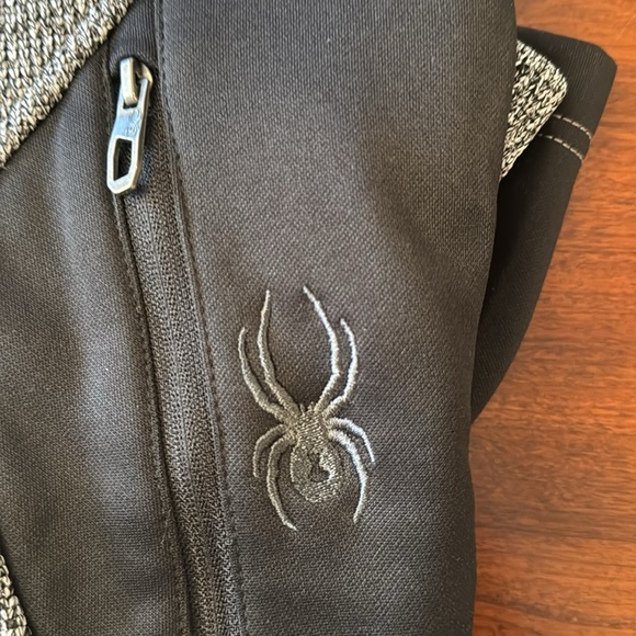 SPYDER Black & White Zip Up Jacket - Picture 14 of 14